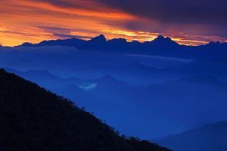 dusk-in-the-mountains