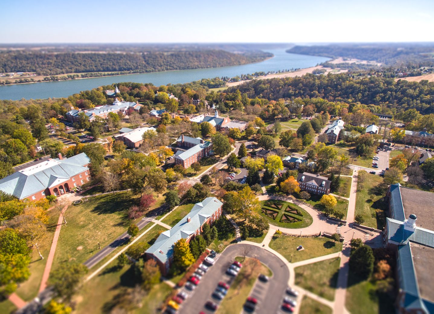 Hanover College suspends effort to open veterinary school